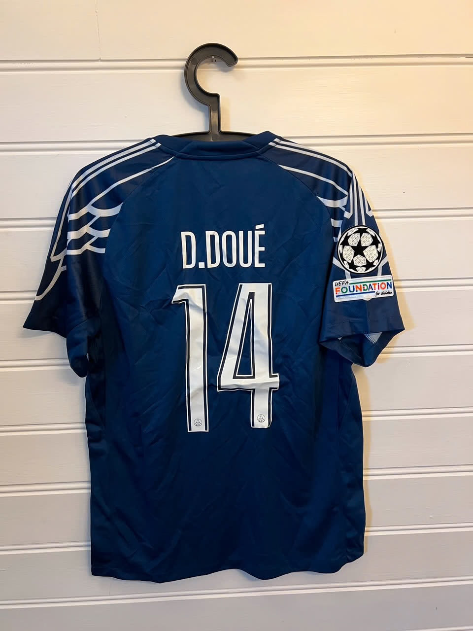PSG fourth kit 24/25 D.Doue 14