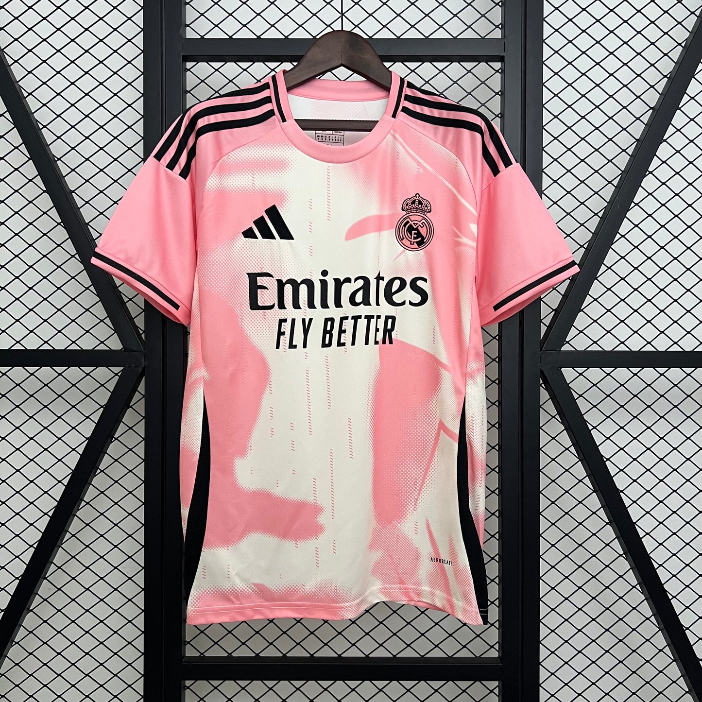 Real madrid pink special edition 25/26
