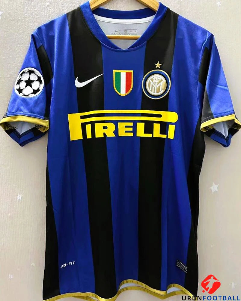 Adriano Retro kit inter milan 2008