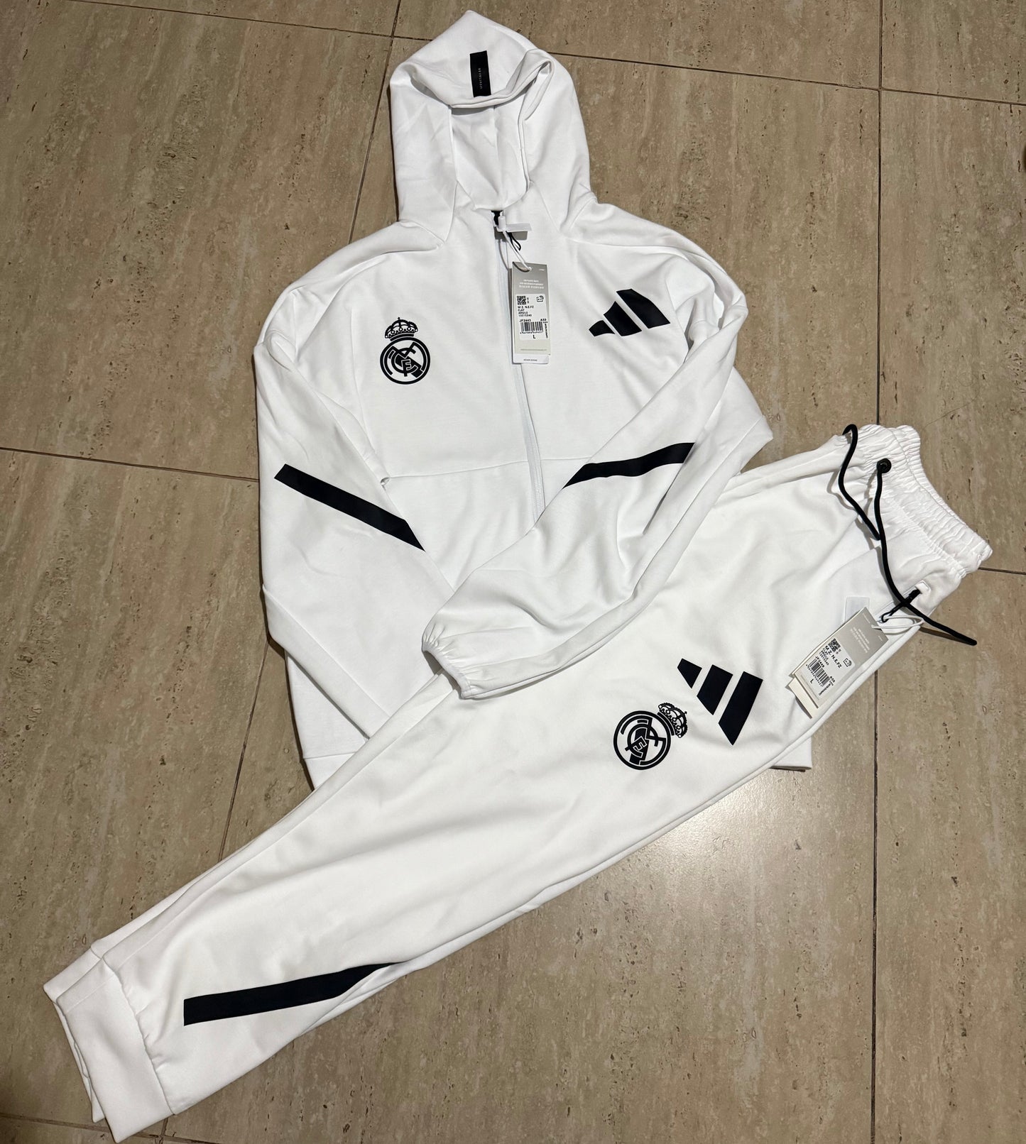 Real madrid Full set ZN€ 25/26