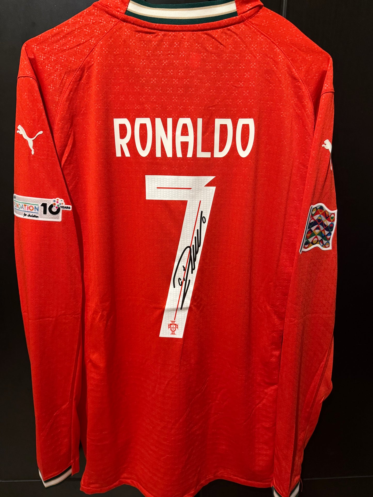 Portugal home long sleeve Final 2025 sign ronaldo